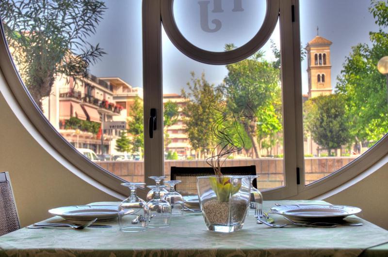 Hotel Jollino Pineto Exterior photo